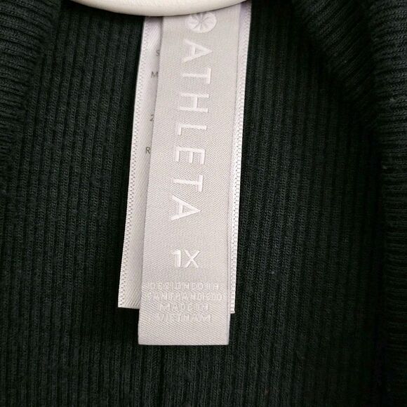 Athleta Cardigan 1X Black Long Wrap Sweater Open Front Ribbed Pockets Relaxed - Picture 2 of 8